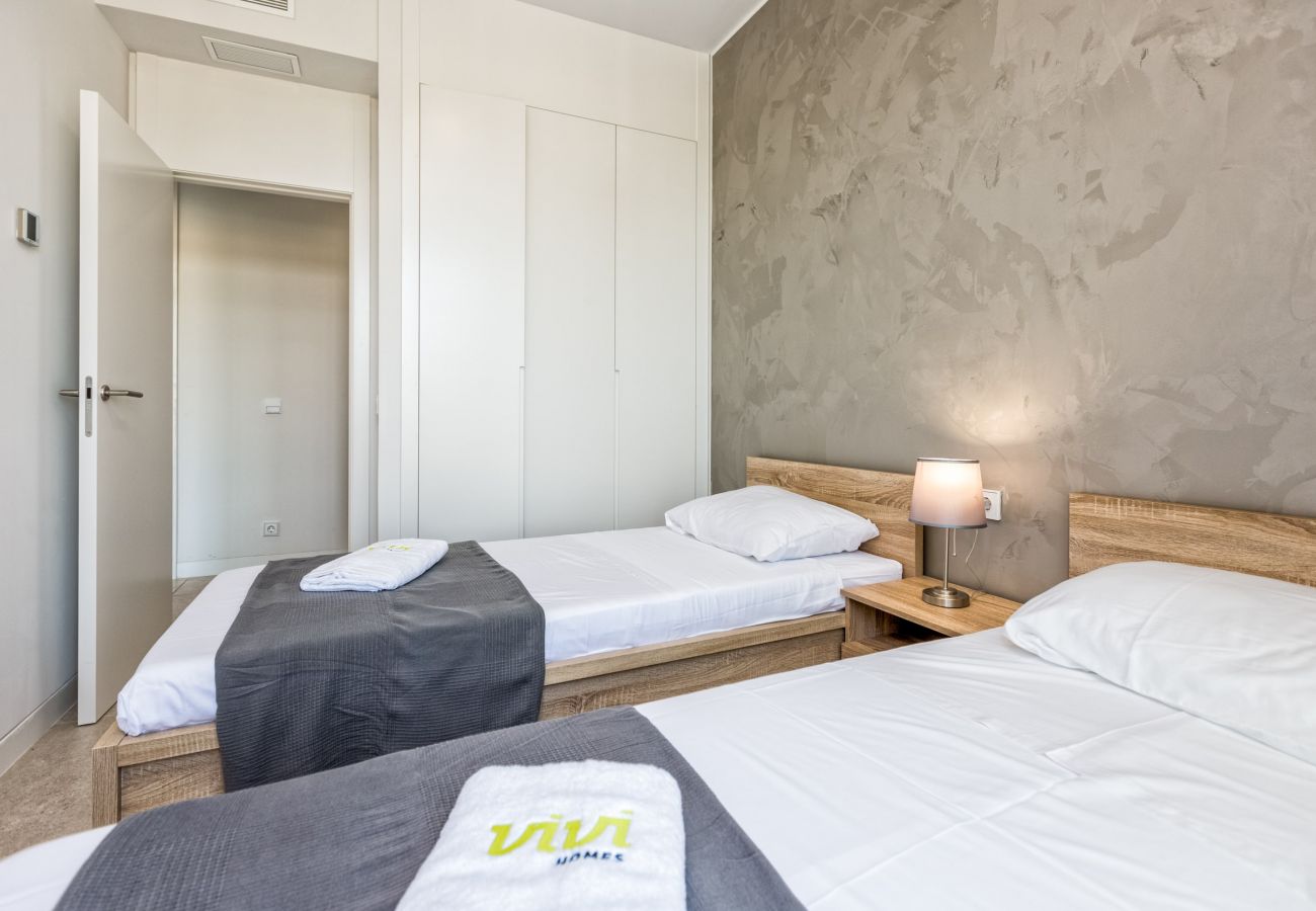 España Costa del Sol Torremolinos apartamento de vacaciones Oceana dormitorio interior de lujo 