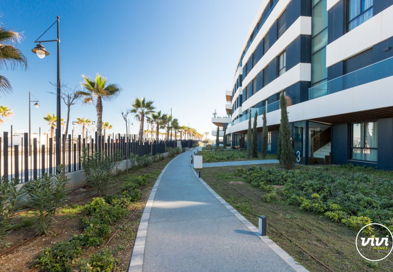 Apartamento en Torremolinos - Bambu - Vista al mar | Playa | Piscina Climatizada 