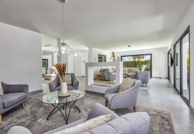 Villa en Sitio de Calahonda - Villa Ruby | Villa con jardín en Calahonda Villa en Sitio de Calahonda - Villa Ruby | Villa con jardín en Calahonda