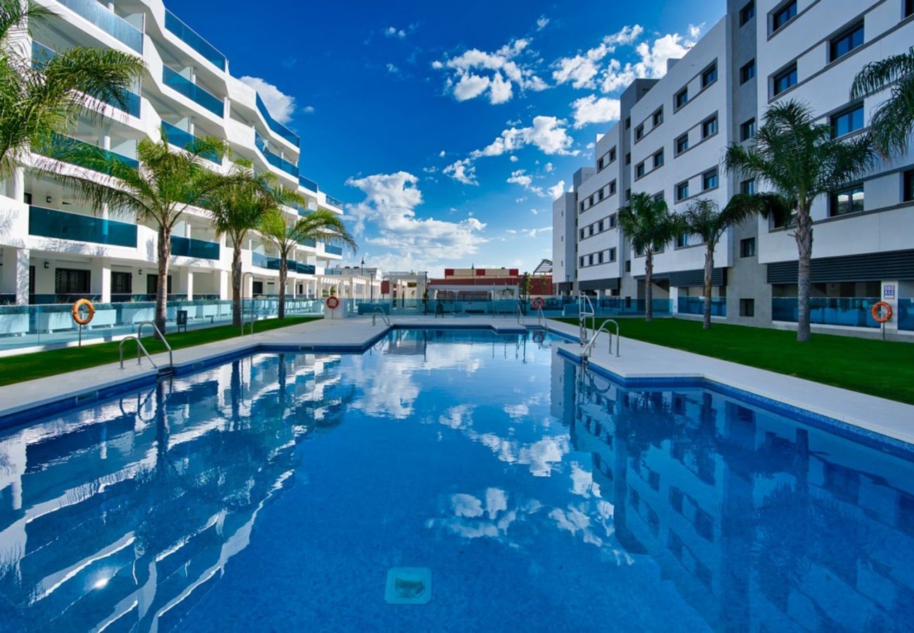 Apartamento en Mijas Costa - Picasso - Elegante|Grandes instalaciones|Moderno
