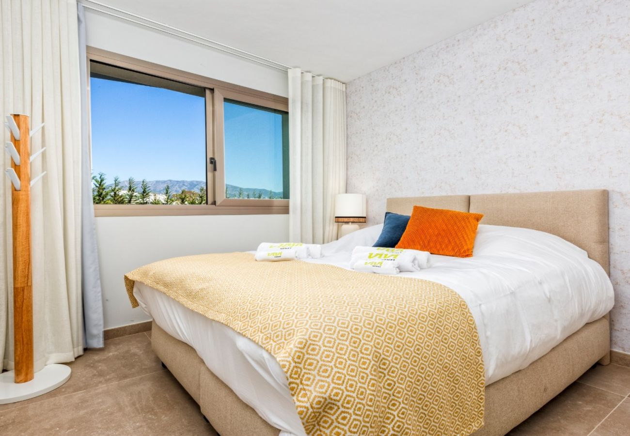 Apartamento en Mijas Costa - Mero - Piscina | Frente a la playa | Vistas al mar