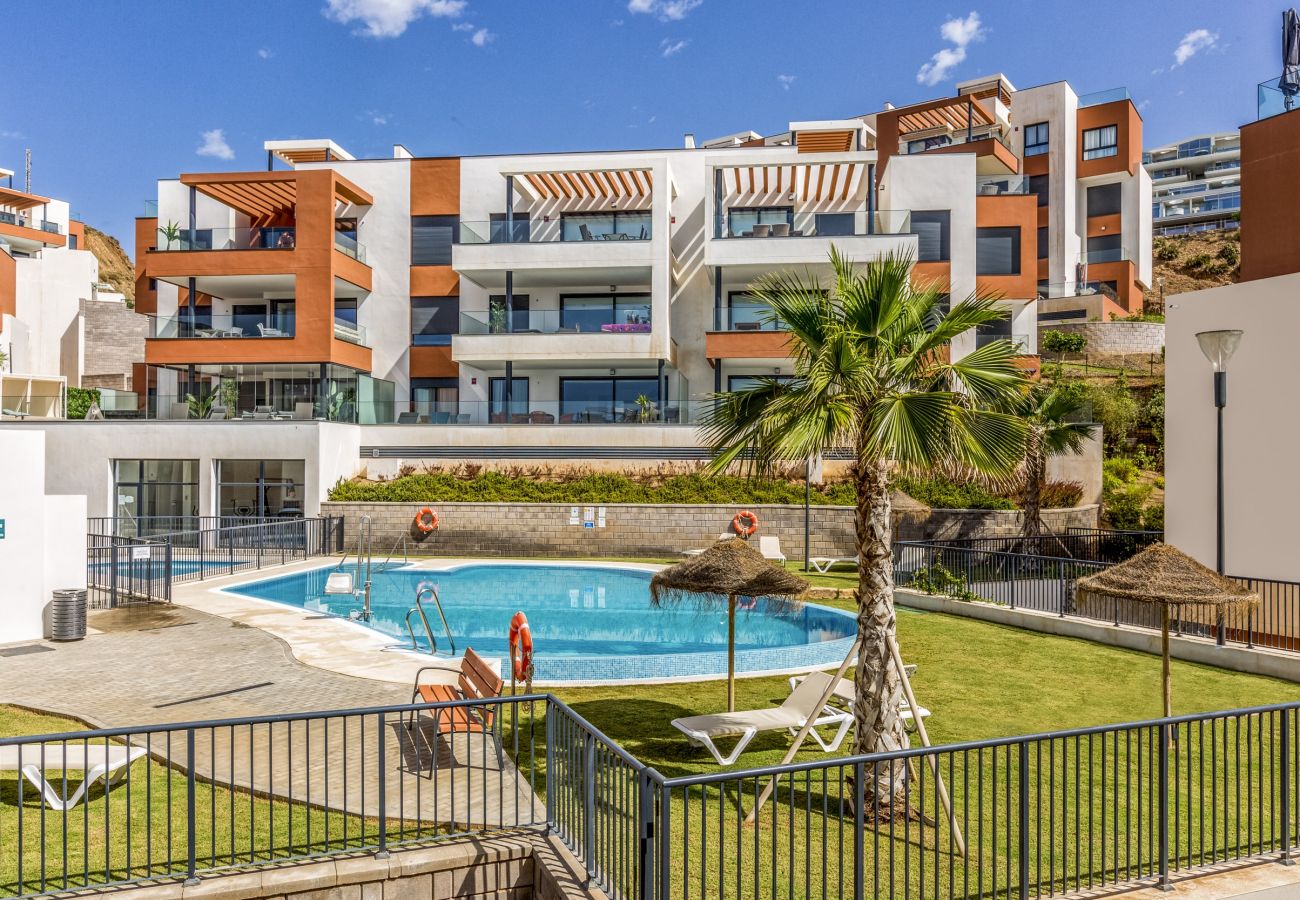 Apartamento en Fuengirola - Boa - Vista al mar | Jacuzzi | Barbacoa | Lujo 