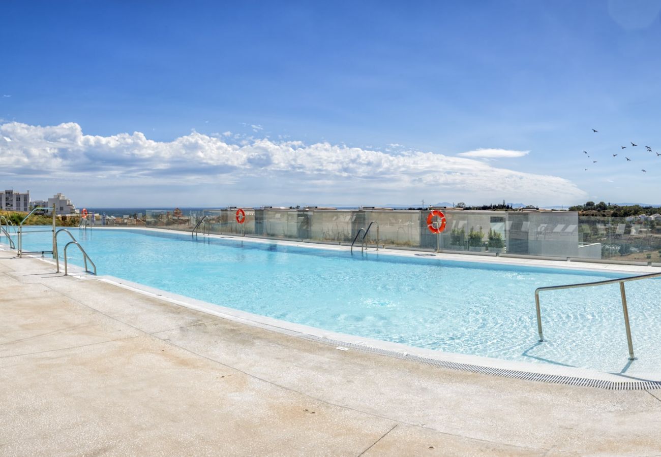 Piscina comunitaria en Estepona