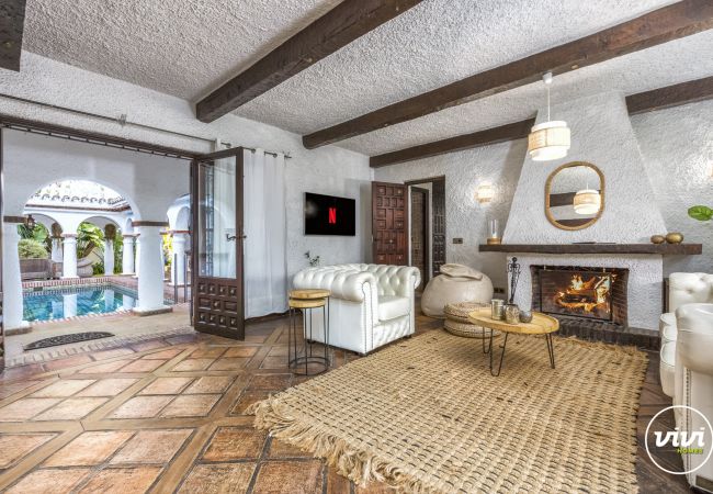 Sala de estar abierta, Villa Bella, Casa de vacaciones en Marbella