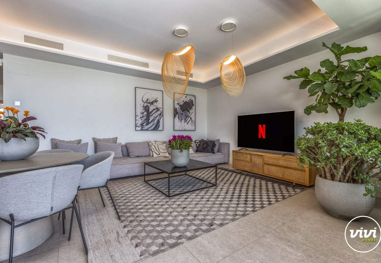 Apartamento en Torremolinos - Da Vinci - Piscina | Primera Linea Playa