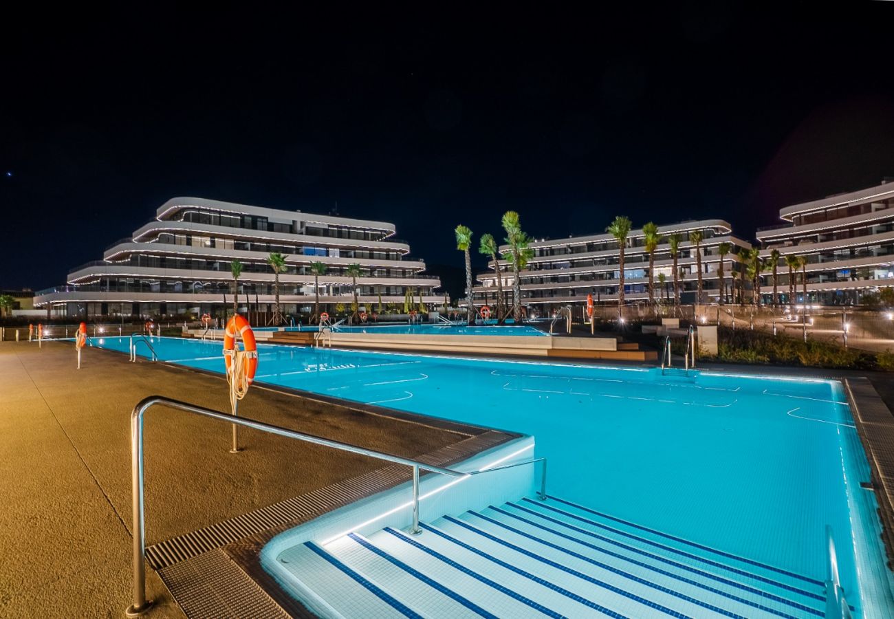 Apartamento en Torremolinos - Da Vinci - Piscina | Primera Linea Playa