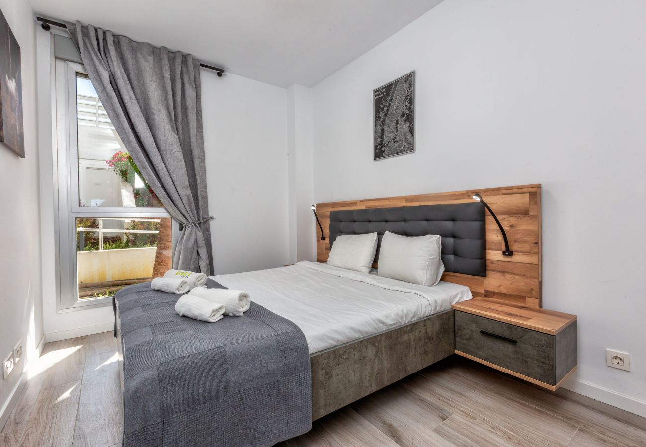 Apartamento en Estepona - Han | Vistas a la montaña - piscina - terraza