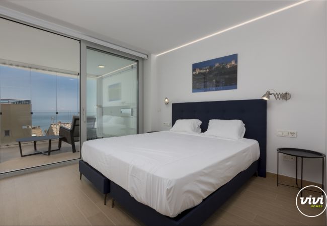 Apartamento en Fuengirola - Azul | Vista al mar | Moderno | Lujo 