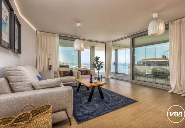 Apartamento en Fuengirola - Azul | Vista al mar | Moderno | Lujo 