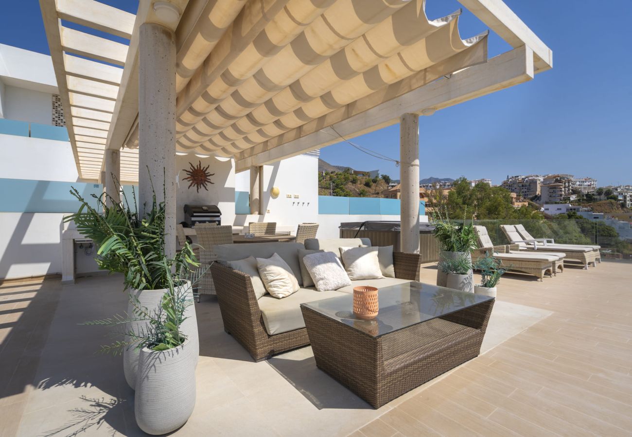 Apartamento en Fuengirola - La Ola | Ático con vistas al mar en Fuengirola