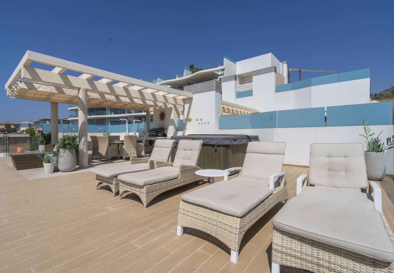 Apartamento en Fuengirola - La Ola | Ático con vistas al mar en Fuengirola