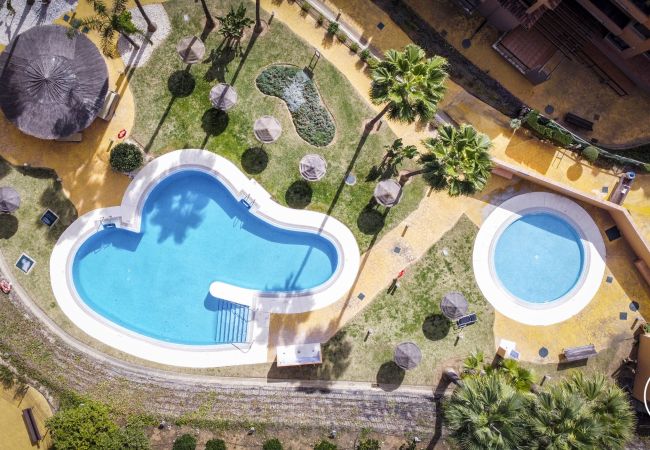 Apartamento en Mijas Costa - Oasis - Sol | Piscina | Golf