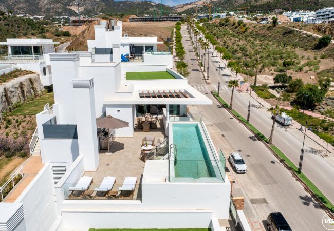 Apartamento en Fuengirola - Penthouse Diamond | Con piscina privada en Fuengirola Apartamento en Fuengirola - Penthouse Diamond | Con piscina privada en Fuengirola