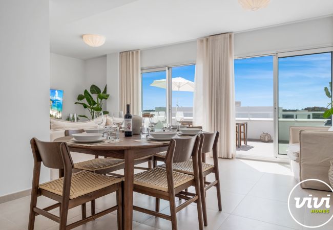 Apartamento en Estepona - Penthouse Feliz | con piscina en Estepona Apartamento en Estepona - Penthouse Feliz | con piscina en Estepona