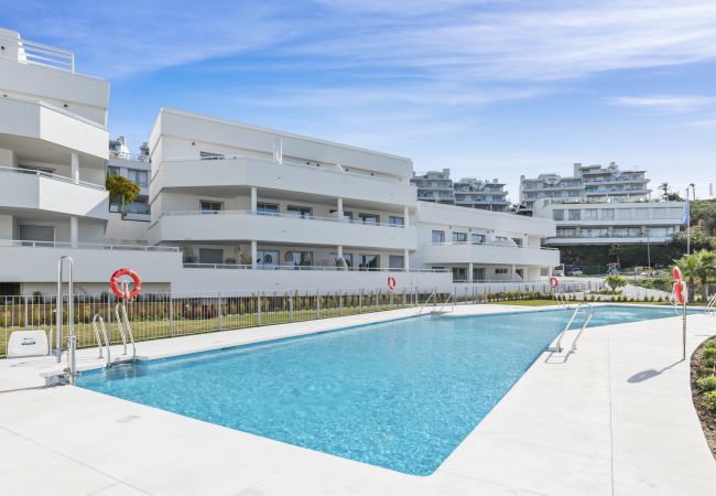Apartamento en Estepona - Penthouse Feliz | con piscina en Estepona Apartamento en Estepona - Penthouse Feliz | con piscina en Estepona