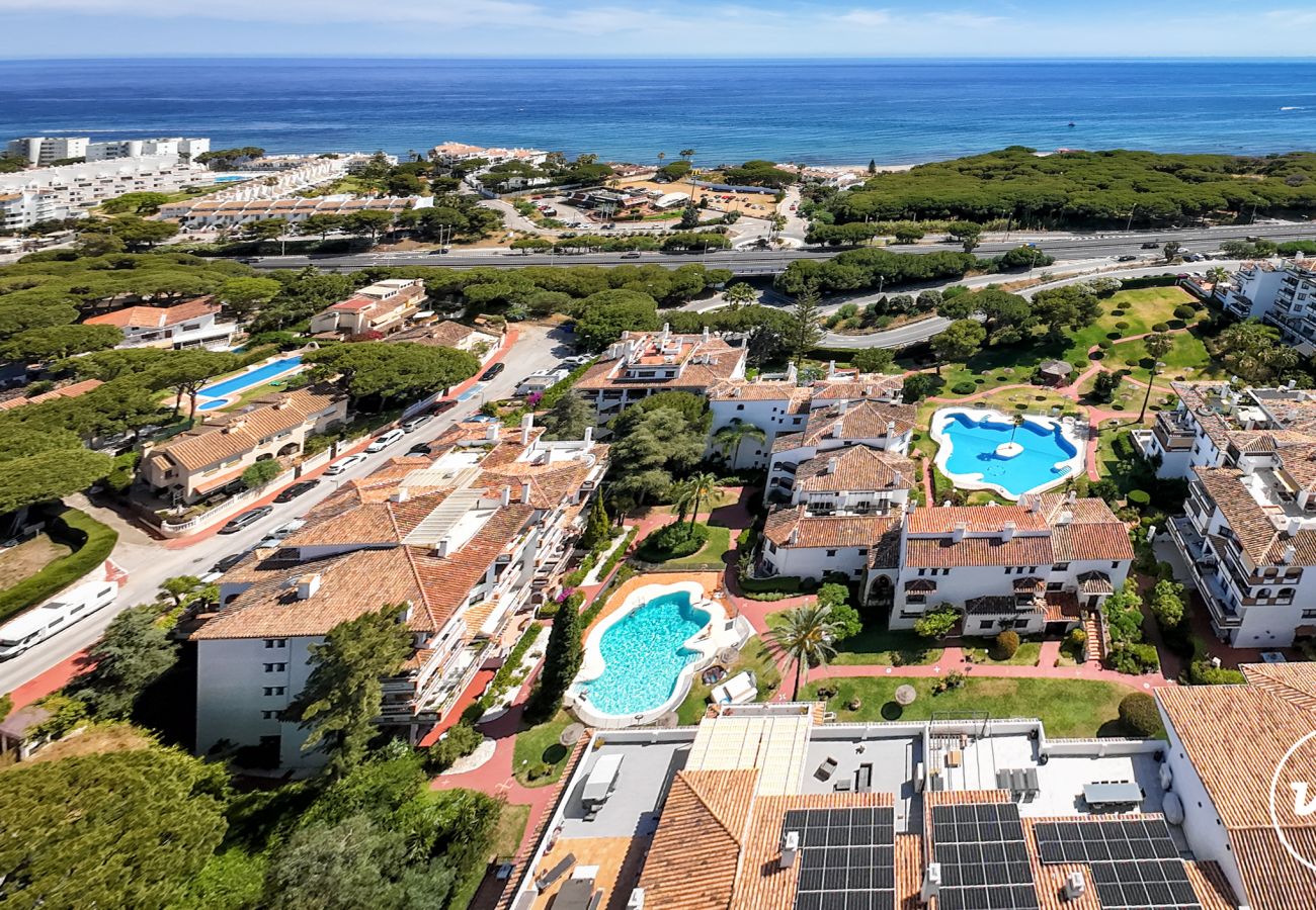 Apartamento en Mijas Costa - Calahonda Charm | Piso con Piscina