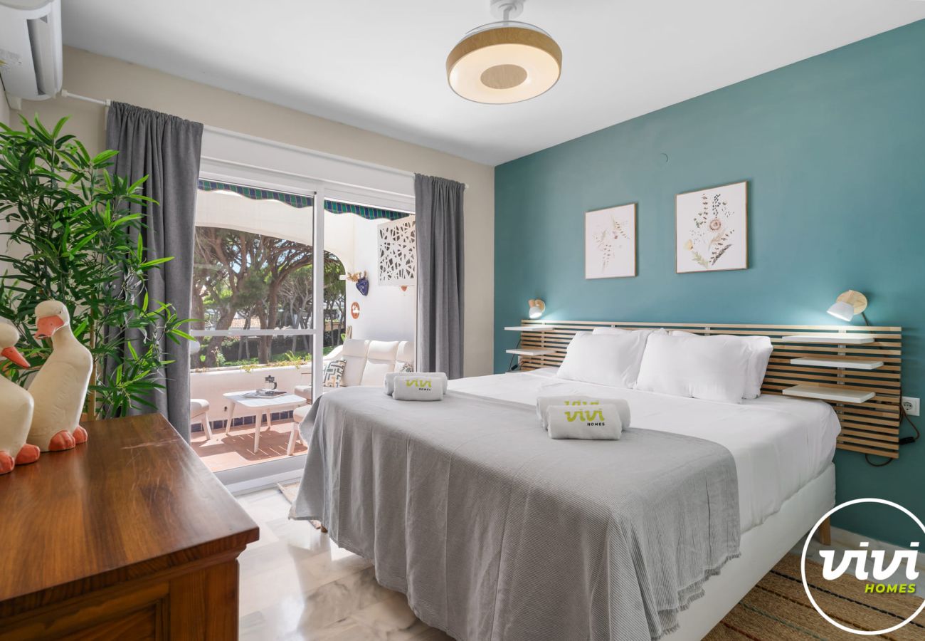 Apartamento en Sitio de Calahonda - Solveig | frenta de la playa con piscina 