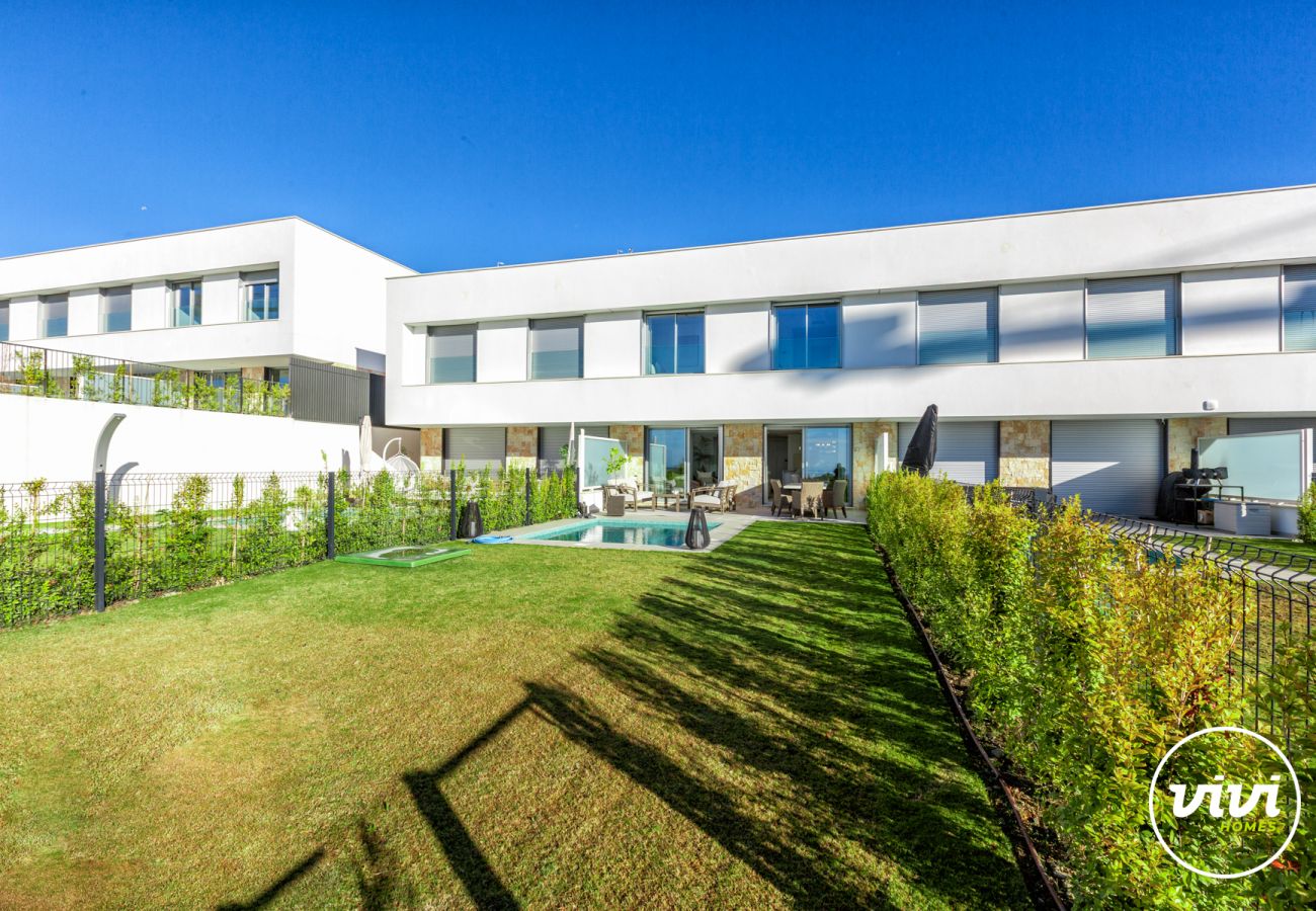 Casa en Estepona - Casa Sol Estepona | Piscina - jardín - vistas