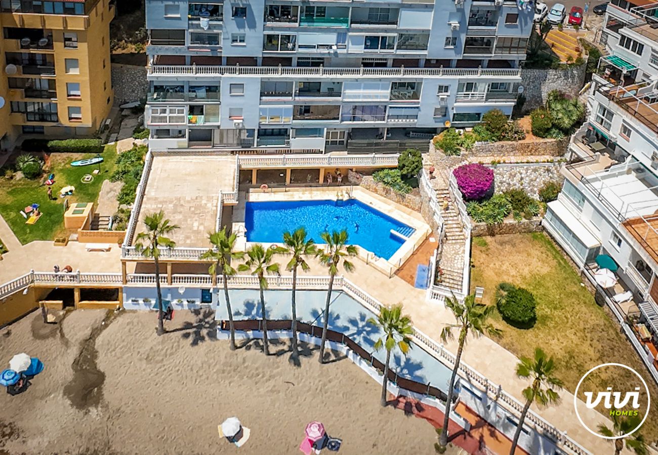 Apartamento en Benalmádena - Brisa del Mar| Vistas al mar - Piscina - Primera línea de playa - Terraza