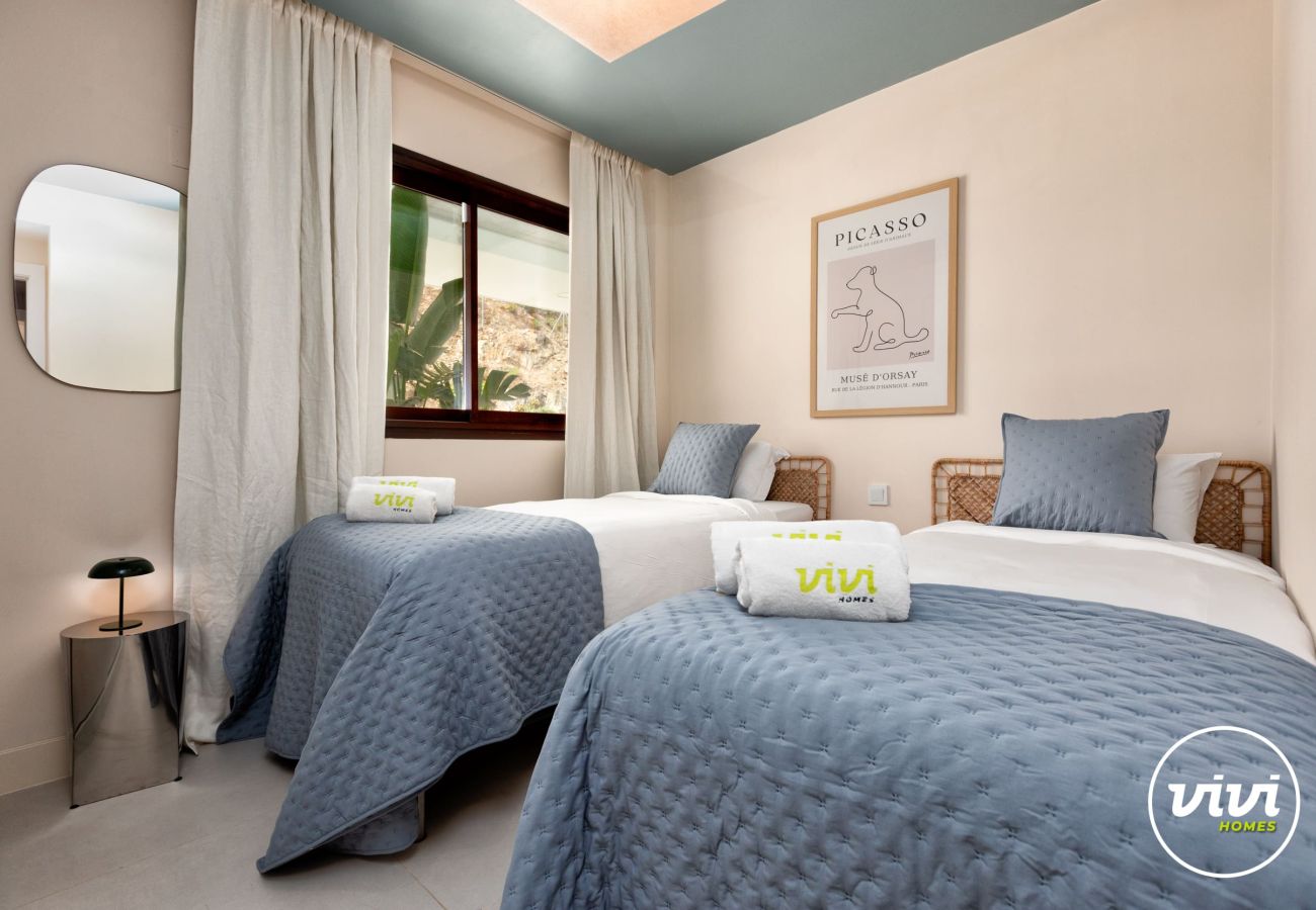 Apartamento en Fuengirola - Casa Sonnenberg | Impresionantes Vistas al Mar, Piscina y Terraza