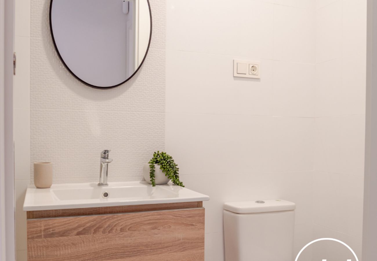 Apartamento en Fuengirola - Casa Ovi | Centro -  Playa - Terraza