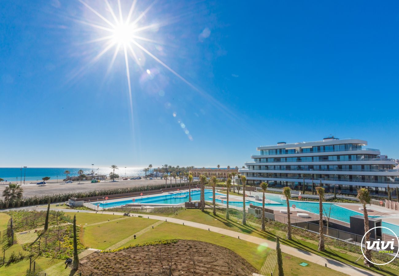Apartment in Torremolinos - Bambu - Beachfront | Pool