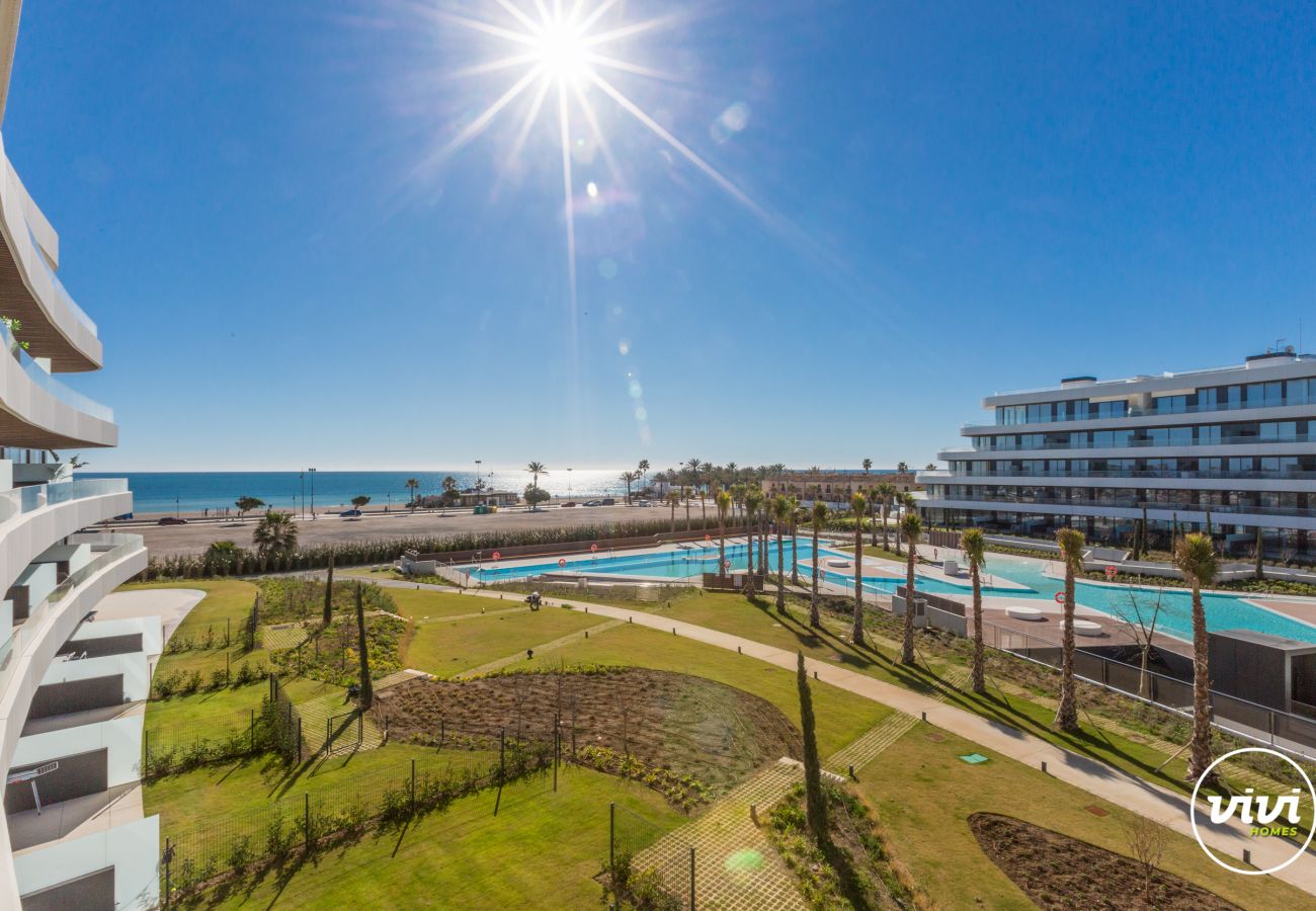Apartment in Torremolinos - Bambu - Beachfront | Pool