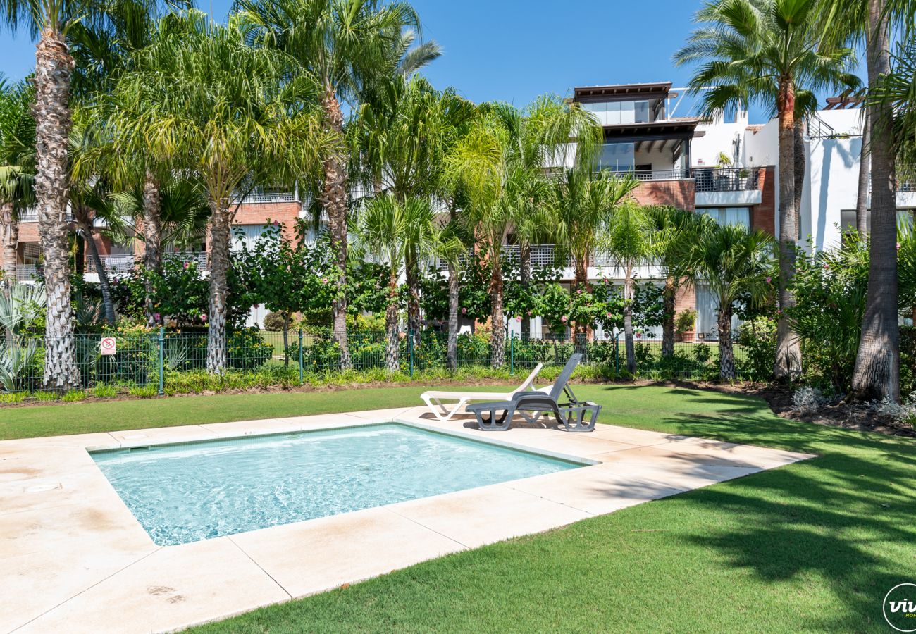 Apartment in Estepona - Palm Gardens | Apartment with garden in Estepona