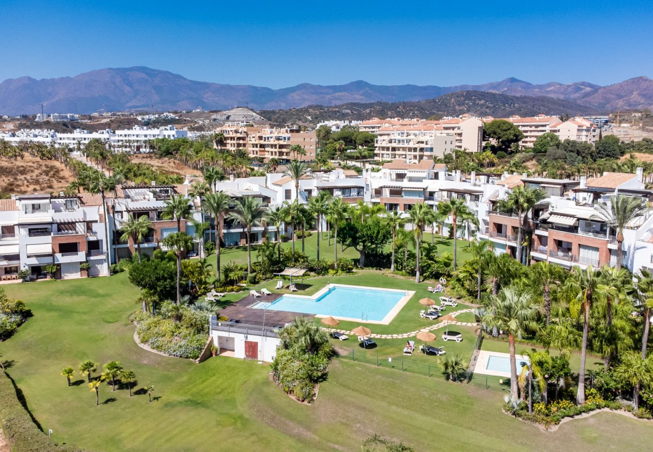 Apartment in Estepona - Palm Gardens | Apartment with garden in Estepona