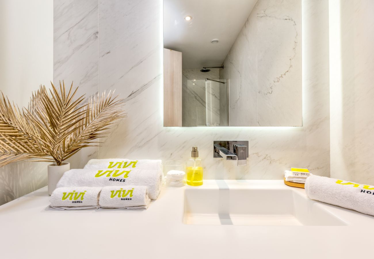 Spanje Costa del sol Mijas Costa vakantie appartement luxe interieur badkamer