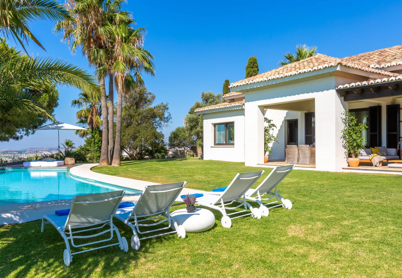 Villa in Benalmádena - Villa del Mar - Zeezicht | Privacy | Luxe