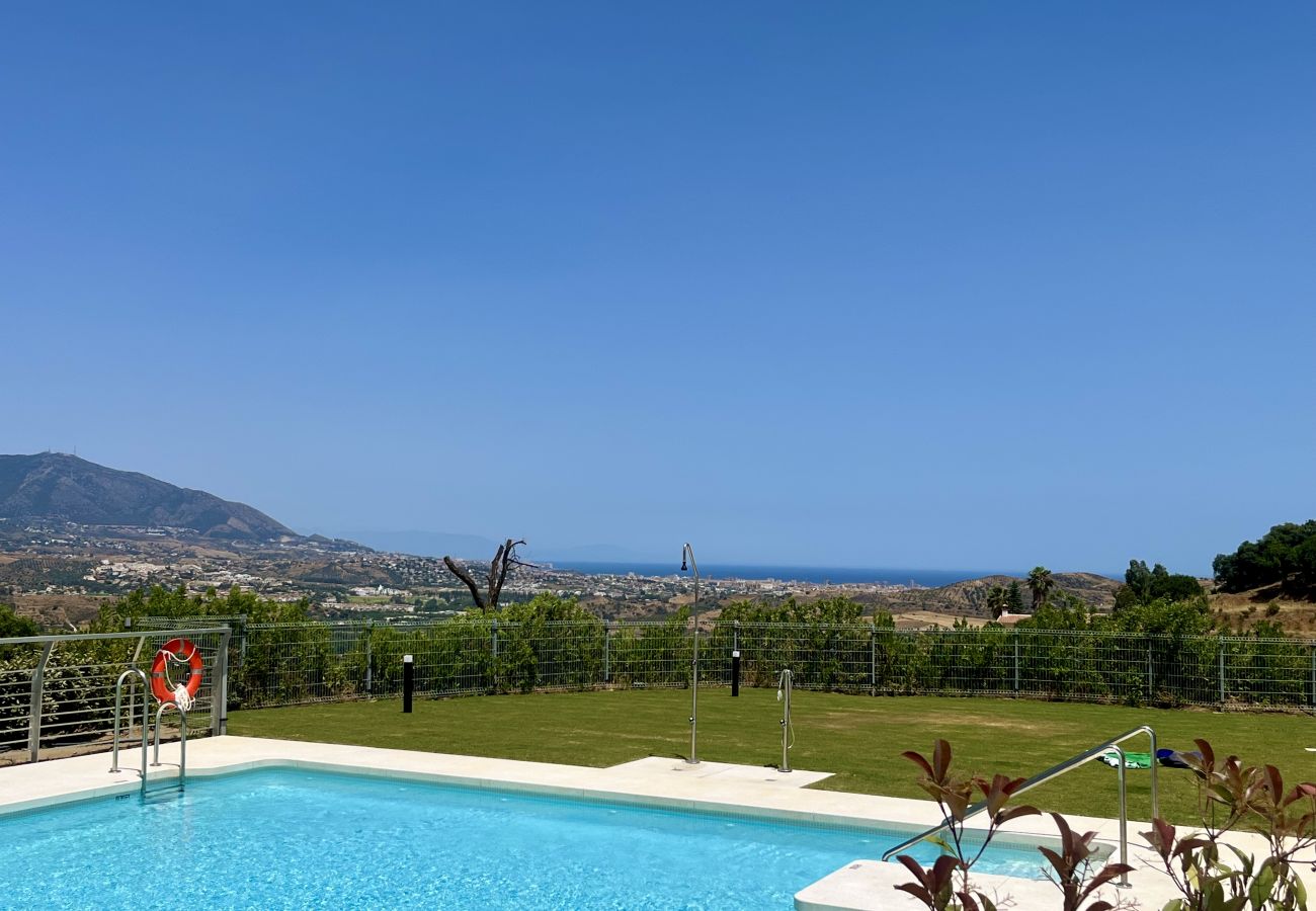 Appartement in La Cala de Mijas - Lila - Zwembad | Golf | BBQ | Uitzicht