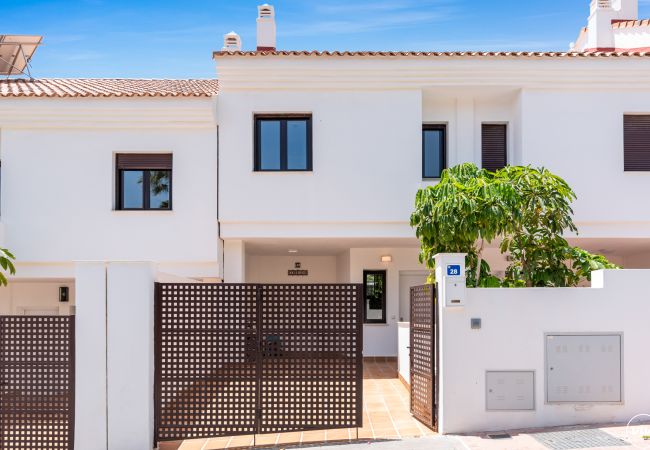 Rijhuis in La Cala de Mijas - El Sembrador | Stadswoning met pooltafel in Mijas Rijhuis in La Cala de Mijas - El Sembrador | Stadswoning met pooltafel in Mijas