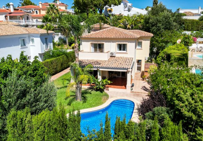 Villa in Mijas Costa - Villa Alpetona| Villa met zwembad in Mijas Costa Villa in Mijas Costa - Villa Alpetona| Villa met zwembad in Mijas Costa