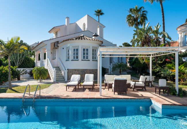 Villa in Estepona - Casa Blanca | Villa met tuin in Estepona Villa in Estepona - Casa Blanca | Villa met tuin in Estepona