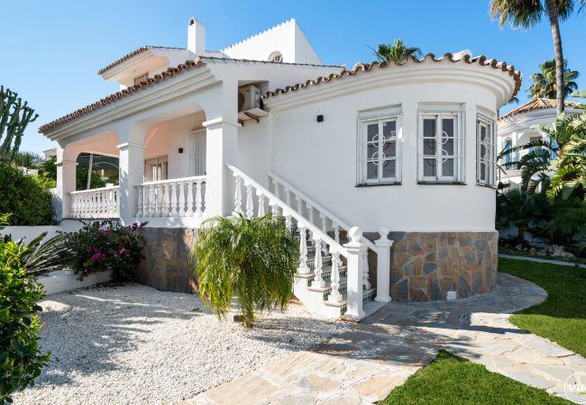 Villa in Estepona - Casa Blanca | Villa met tuin in Estepona Villa in Estepona - Casa Blanca | Villa met tuin in Estepona