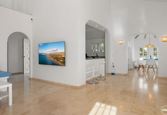 Villa in Estepona - Casa Blanca | Villa met tuin in Estepona Villa in Estepona - Casa Blanca | Villa met tuin in Estepona