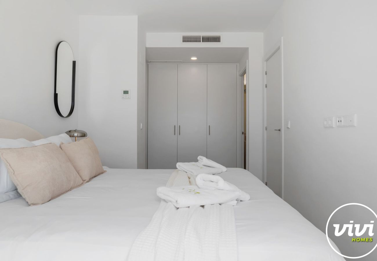 Appartement in Estepona - Penthouse Feliz | met zwembad in Estepona