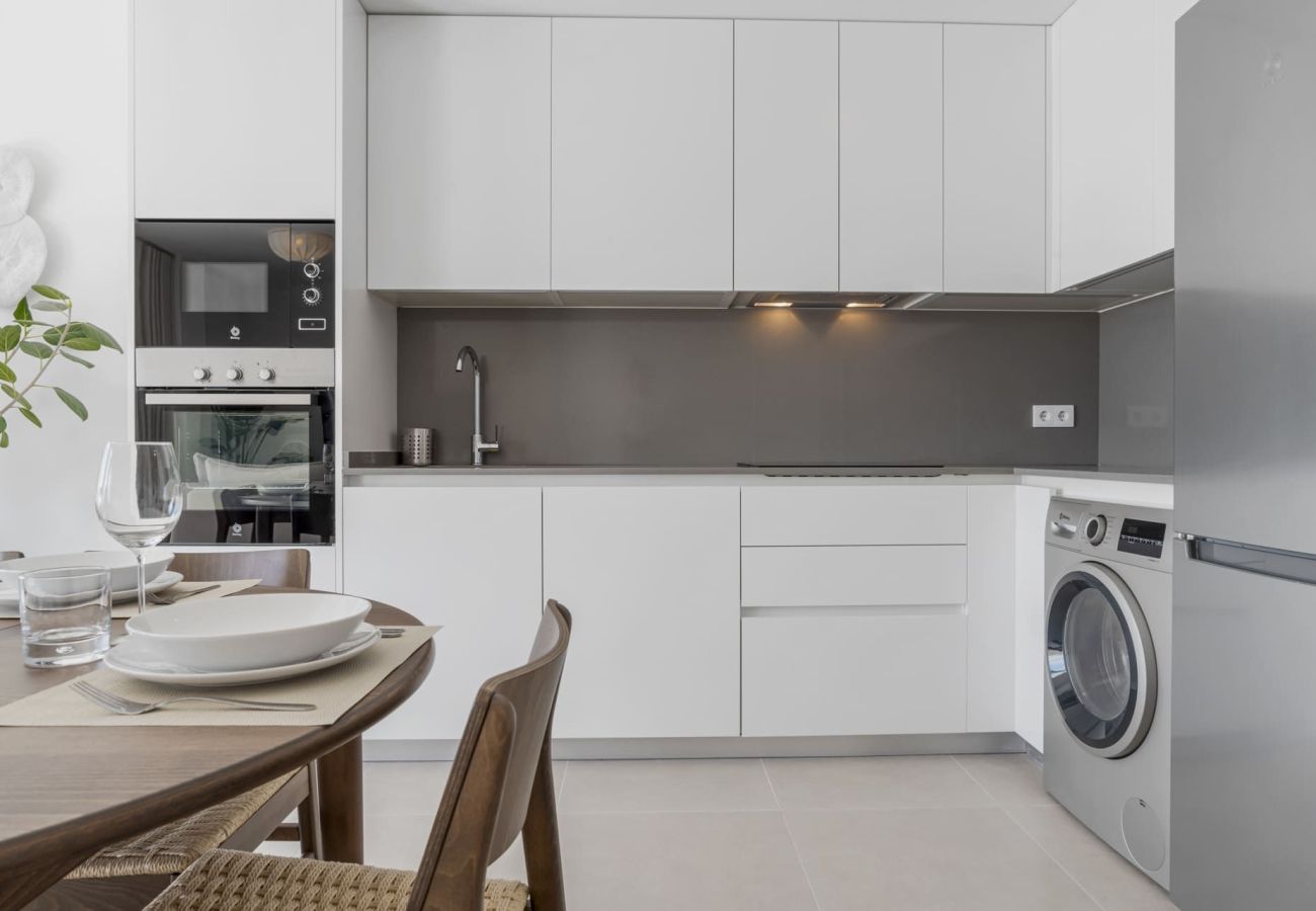 Appartement in Estepona - Penthouse Feliz | met zwembad in Estepona