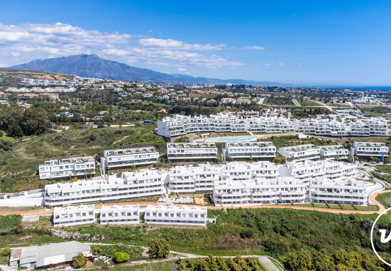 Appartement in Estepona - Penthouse Feliz | met zwembad in Estepona