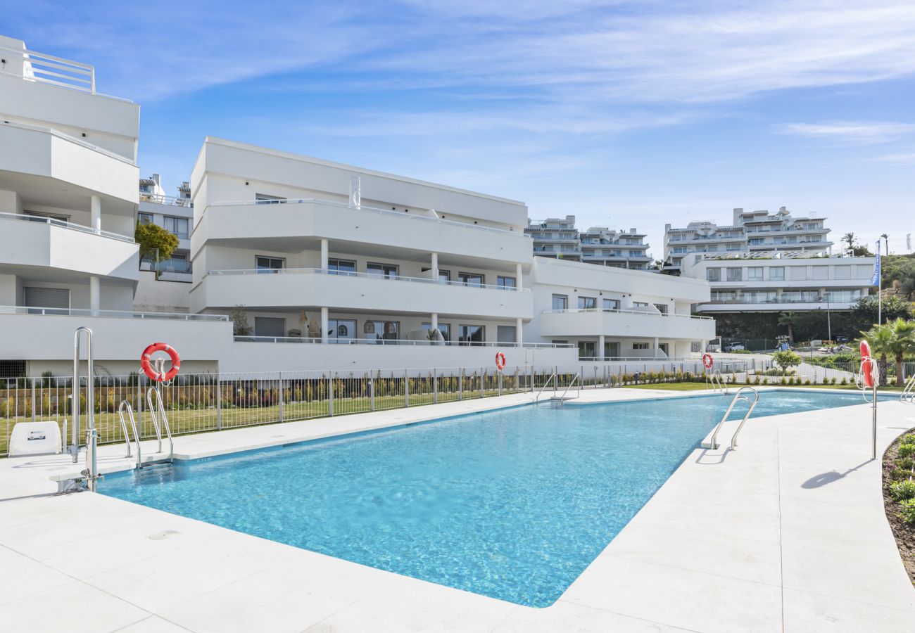 Appartement in Estepona - Penthouse Feliz | met zwembad in Estepona