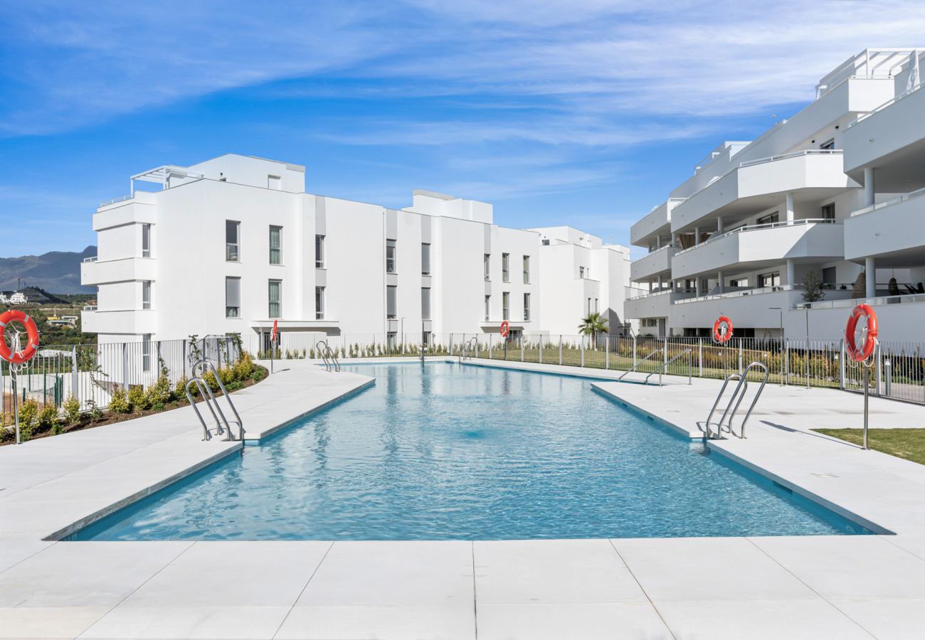 Appartement in Estepona - Penthouse Feliz | met zwembad in Estepona