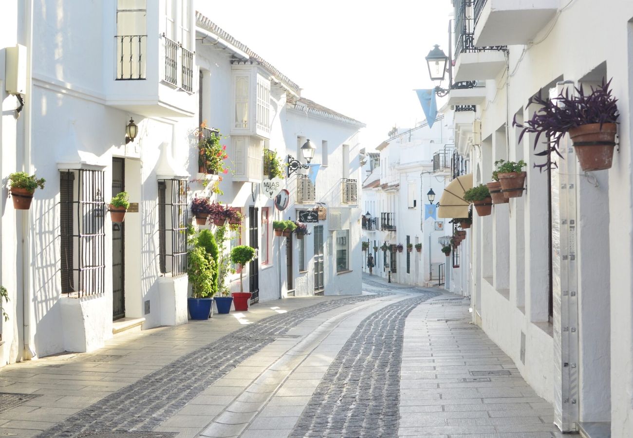 Villa in Mijas - Villa Olivia | met tuin en zwembad in Mijas