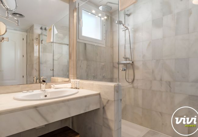 Appartement in Marbella - Tres Naranjos | Penthouse met zwembad in Marbella Appartement in Marbella - Tres Naranjos | Penthouse met zwembad in Marbella