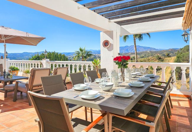 Villa in Mijas - Villa de la Fuente | Zwembad & uitzicht in Mijas Villa in Mijas - Villa de la Fuente | Zwembad & uitzicht in Mijas