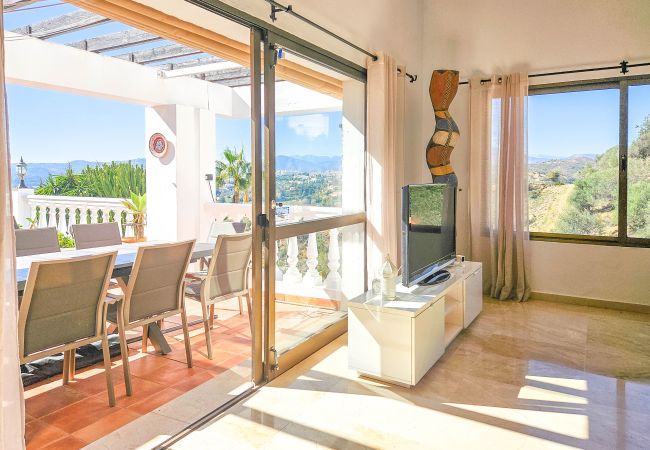 Villa in Mijas - Villa de la Fuente | Zwembad & uitzicht in Mijas Villa in Mijas - Villa de la Fuente | Zwembad & uitzicht in Mijas