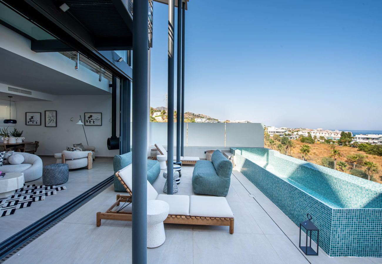 Villa in Fuengirola - Villa Huracan - Privé Zwembad, Zeezicht