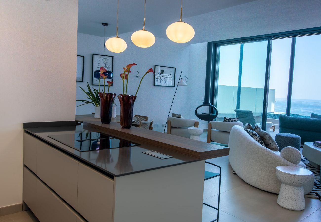 Villa in Fuengirola - Villa Huracan - Privé Zwembad, Zeezicht