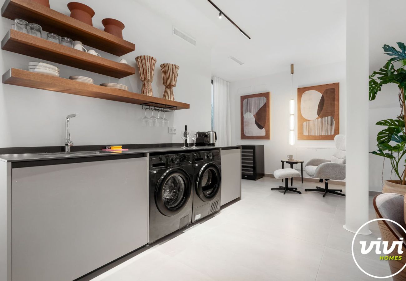 Villa in Fuengirola - Villa Huracan - Privé Zwembad, Zeezicht