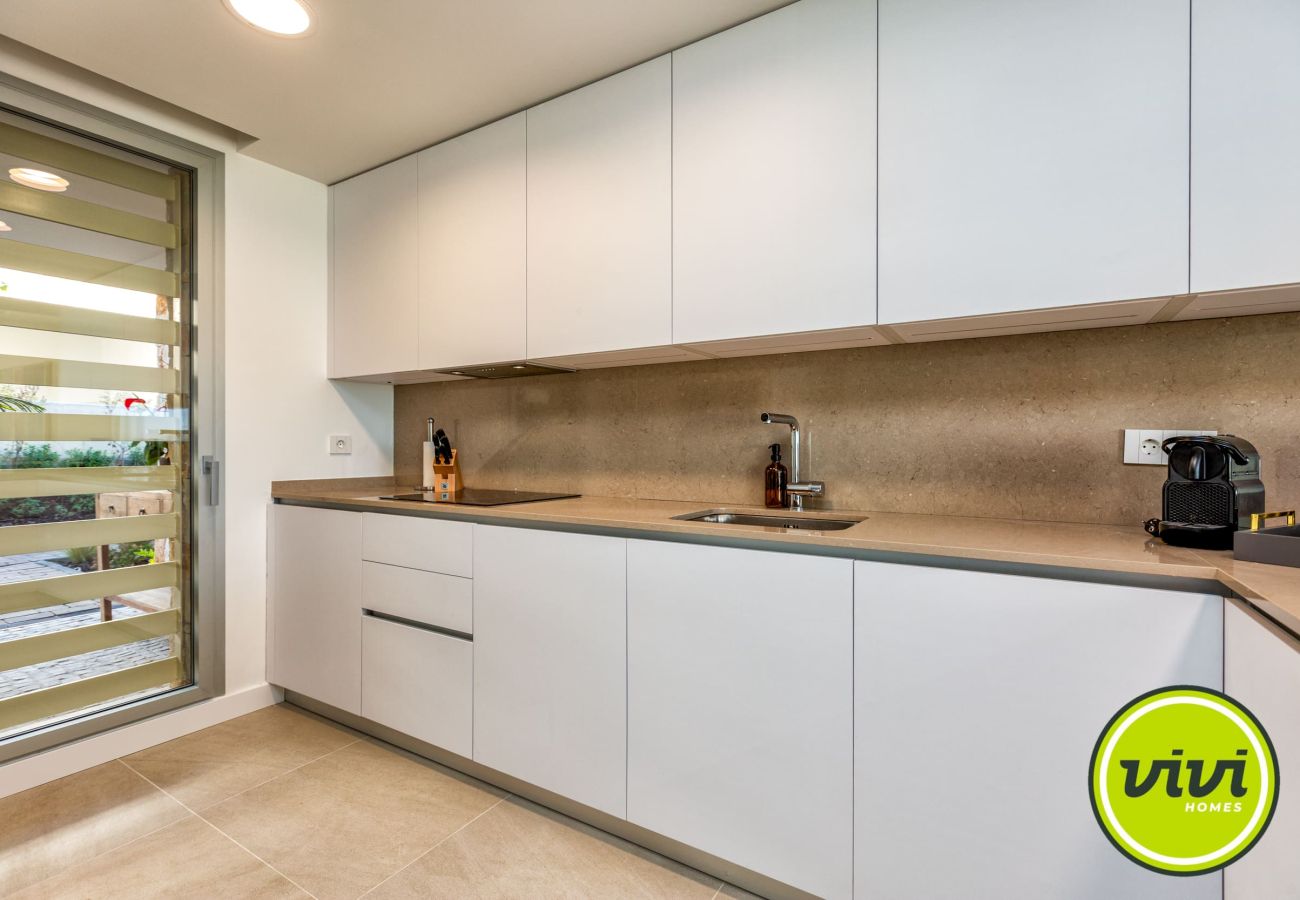 Huis in Estepona - Casa Sol Estepona | met zwembad en tuin